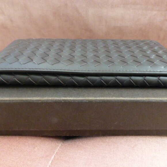 Bottega Veneta Brown Leather Bi-Fold Wallet Intrecciato Woven Design with Box - Picture 3 of 15